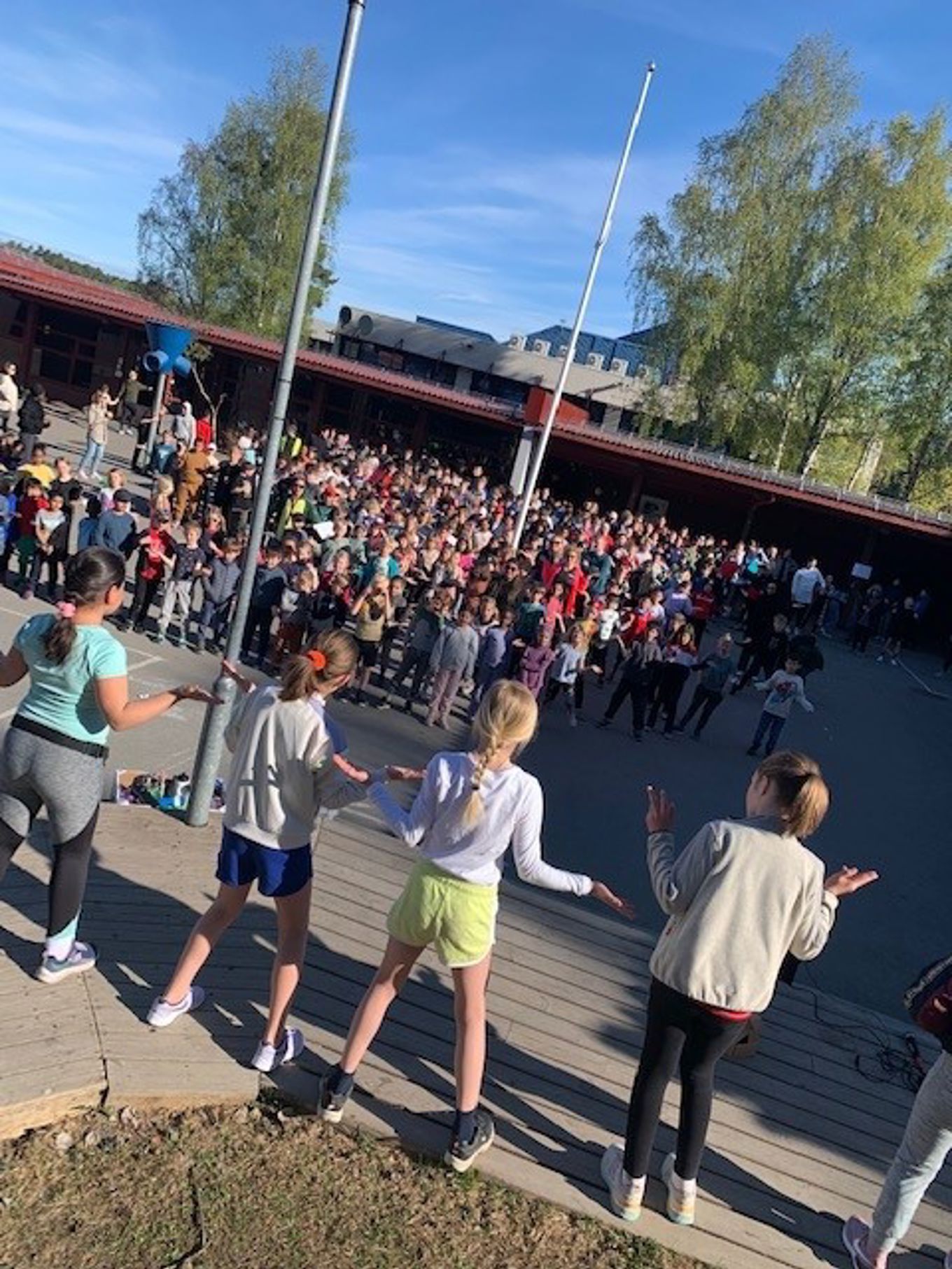 BlimE dans som oppvarming BlimE dans som oppvarming